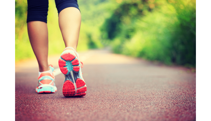 Running shoes on track | DNAfit Blog