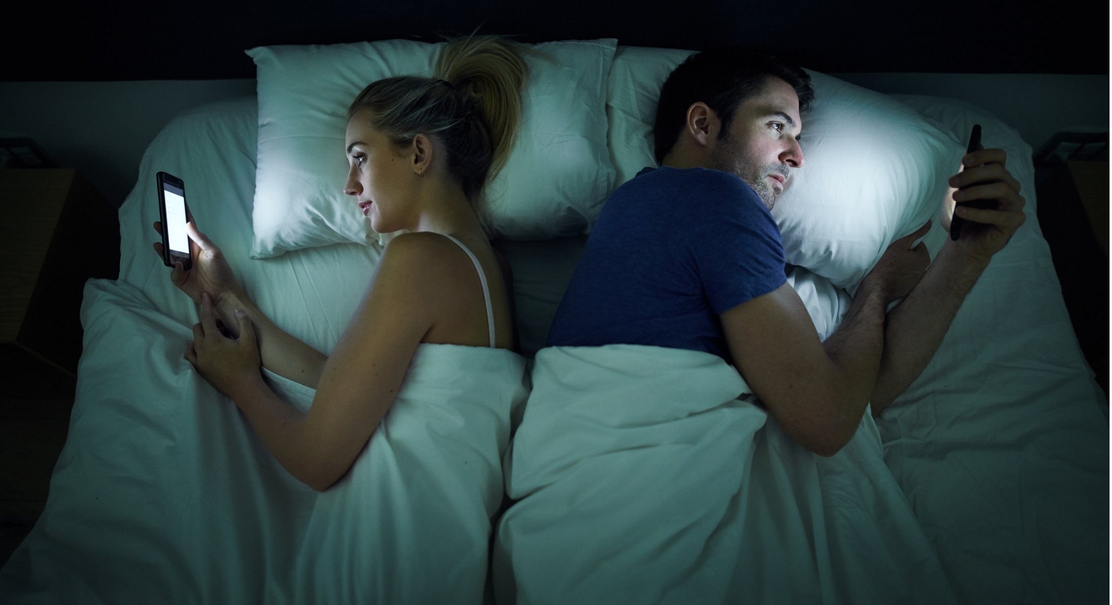 Are smartphones sabotaging our sleep